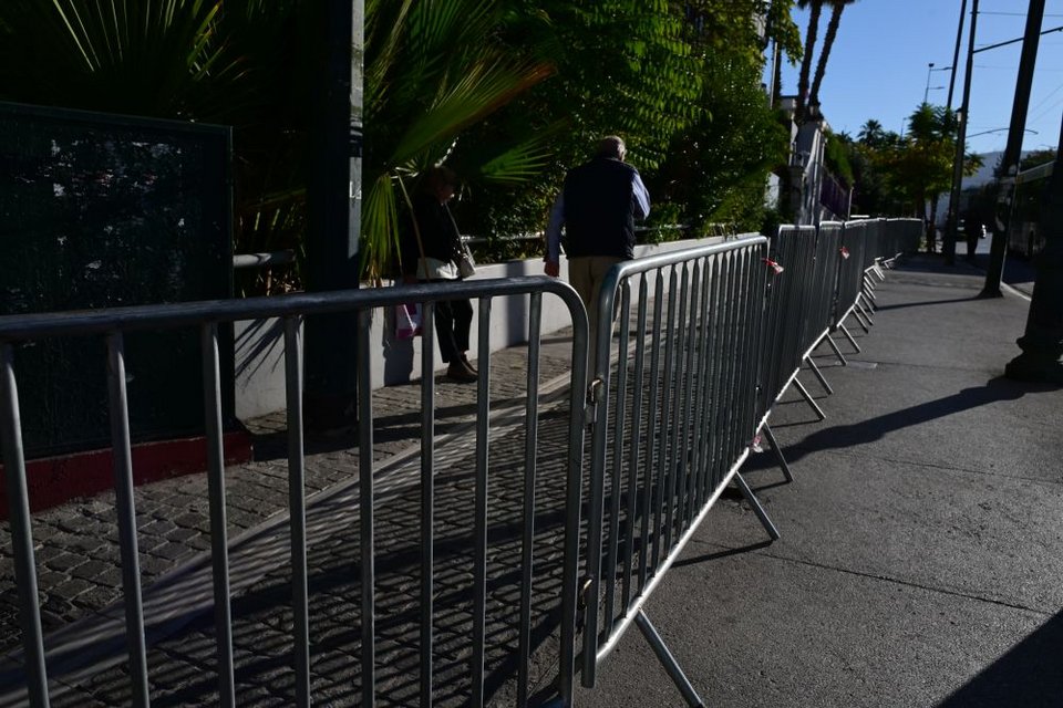 Ο χώρος για τους θεατες της παρελασης