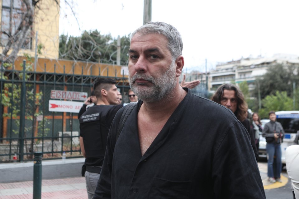 Ο Βασίλης Μπισμπίκης στο Αυτόφωρο Μονομελές Πλημμελειοδικείο της Αθήνας/Φωτογραφία: Eurokinissi