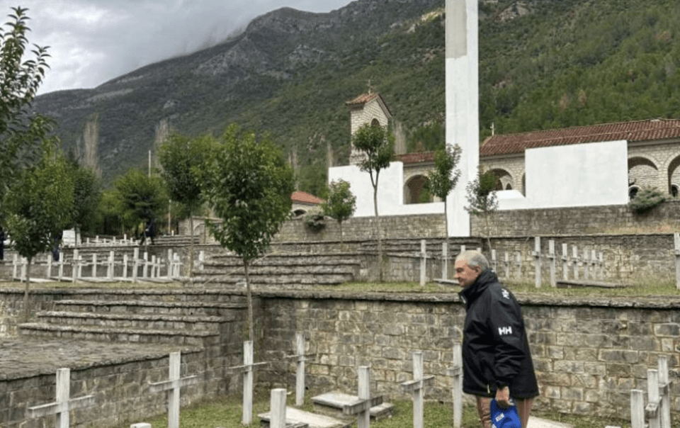 Ο Κώστας Καραμανλής στη Βόρεια Ηπειρο