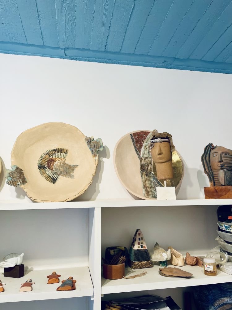 Η GREEK CERAMIX CONTEMPORARY εγκαινιάζει στο Mon Coin Studio, την έκθεση «Aegina», του εικαστικού κύκλου «Ceramic journey around Greece»
