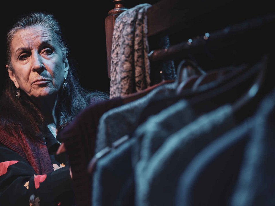 Ο μονόλογος μιας μοδίστρας, με τη Νένα Μεντή