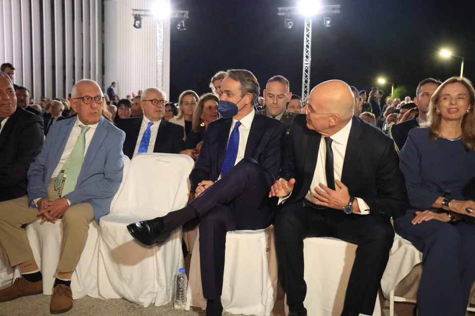 O πρωθυπουργός με τον Ν. Δένδια και τον Νικήτα Κακλαμάνη