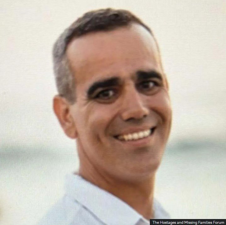 Η Χαμάς δημοσίευσε νωρίτερα φέτος ένα βίντεο που υποτίθεται ότι δείχνει τον Όμρι Μιράν ζωντανό.
