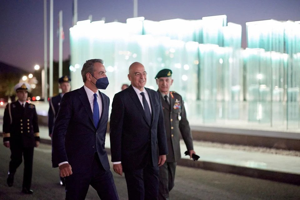 Ο Κυριάκος Μητσοτάκης με τον Νίκο Δένδια