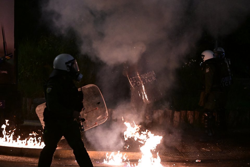 Σοβαρά επεισόδια έξω από την πρεσβεία του Ισραήλ / Μιχάλης Καραγιάννης, Eurokinissi