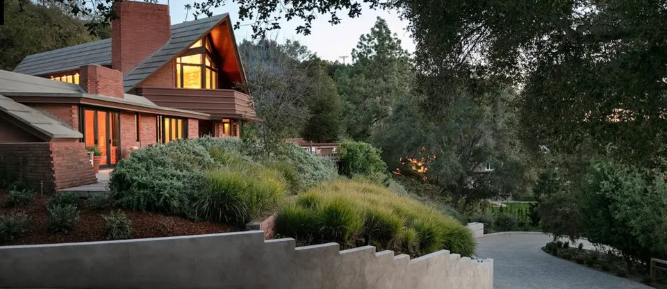 Η κατοικία του συνθέτη Άλφρεντ Νιούμαν 