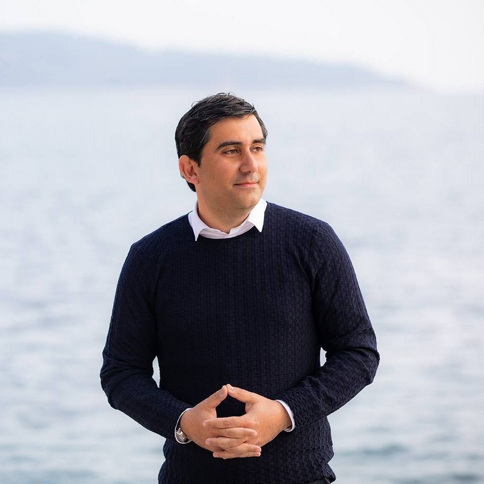 Ο Δήμαρχος Σκιάθου, Θοδωρής Τζούμας 