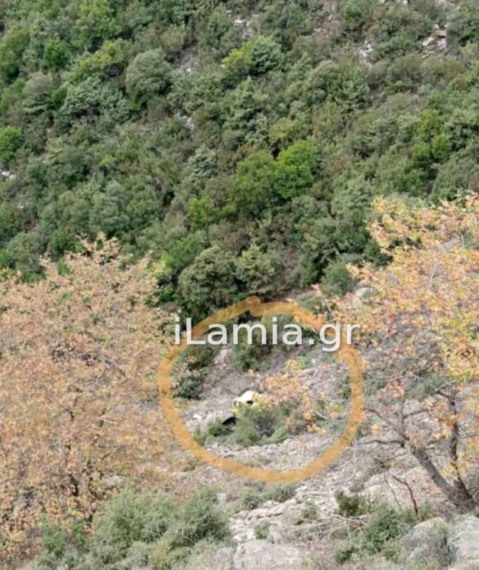 Το αυτοκίνητο στο γκρεμό