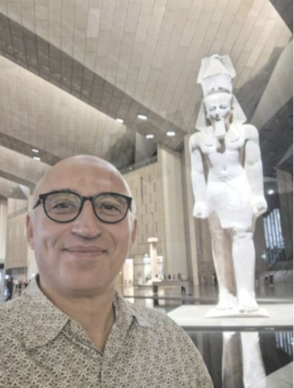 O διακεκριμένος καθηγητής Αιγυπτιολογίας στο πανεπιστήμιο του Καϊρου Tάρεκ Τoουφίκ