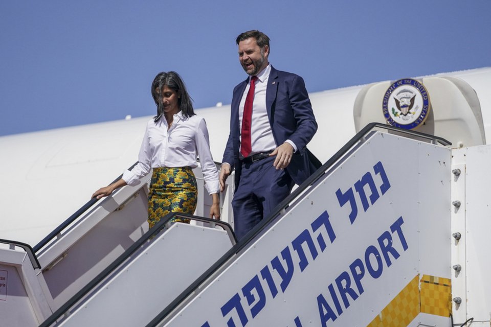 O Tζέι ντι Βανς και η σύζυγός του
