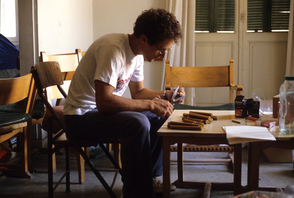 Ο Χρήστος Λάμπρης το 1985 σε ετοιμασίες για την αποστολή