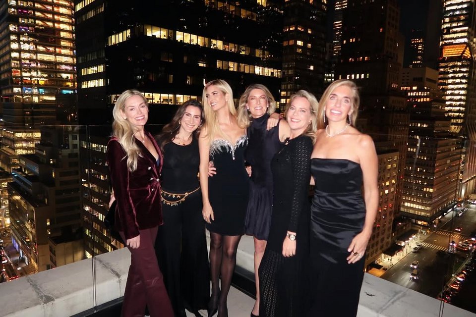 Η Ιβάνκα Τραμπ γιόρτασε τα γενέθλιά της με τις φίλες της