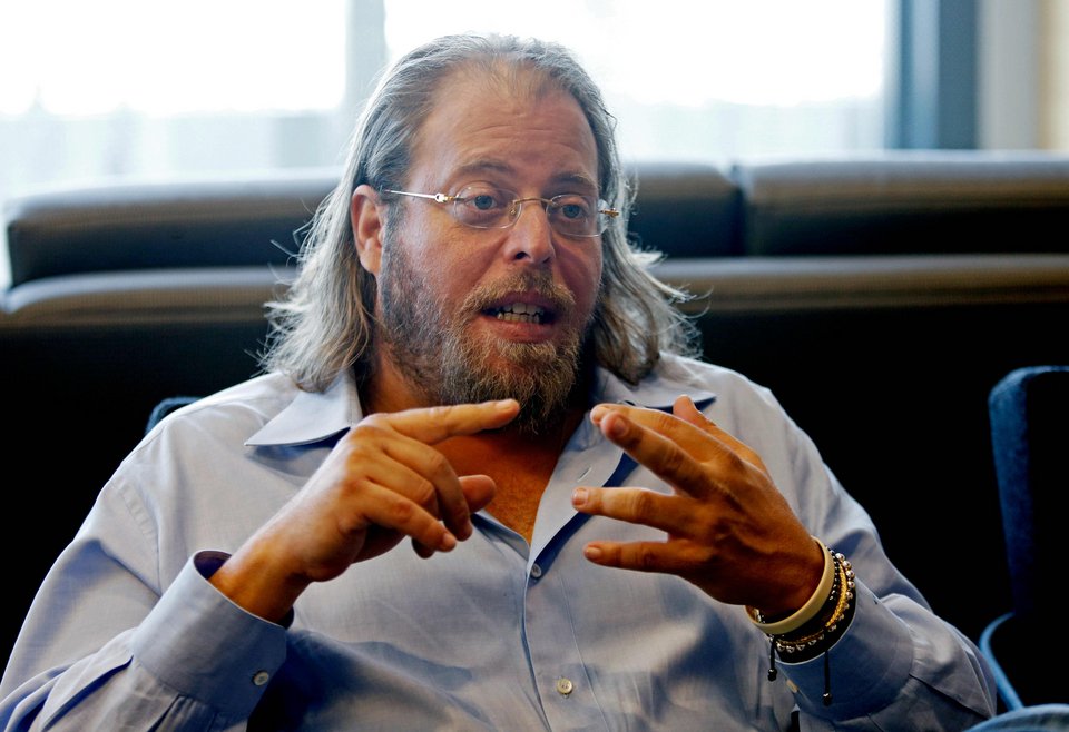 Ο Gil Dezer, άλλος ένας πόλος πλούτου και ιδιωτικότητας, σχεδιάζει ολόκληρες κατοικίες γύρω από το concept της πλήρους απομόνωσης / INSTAGRAM