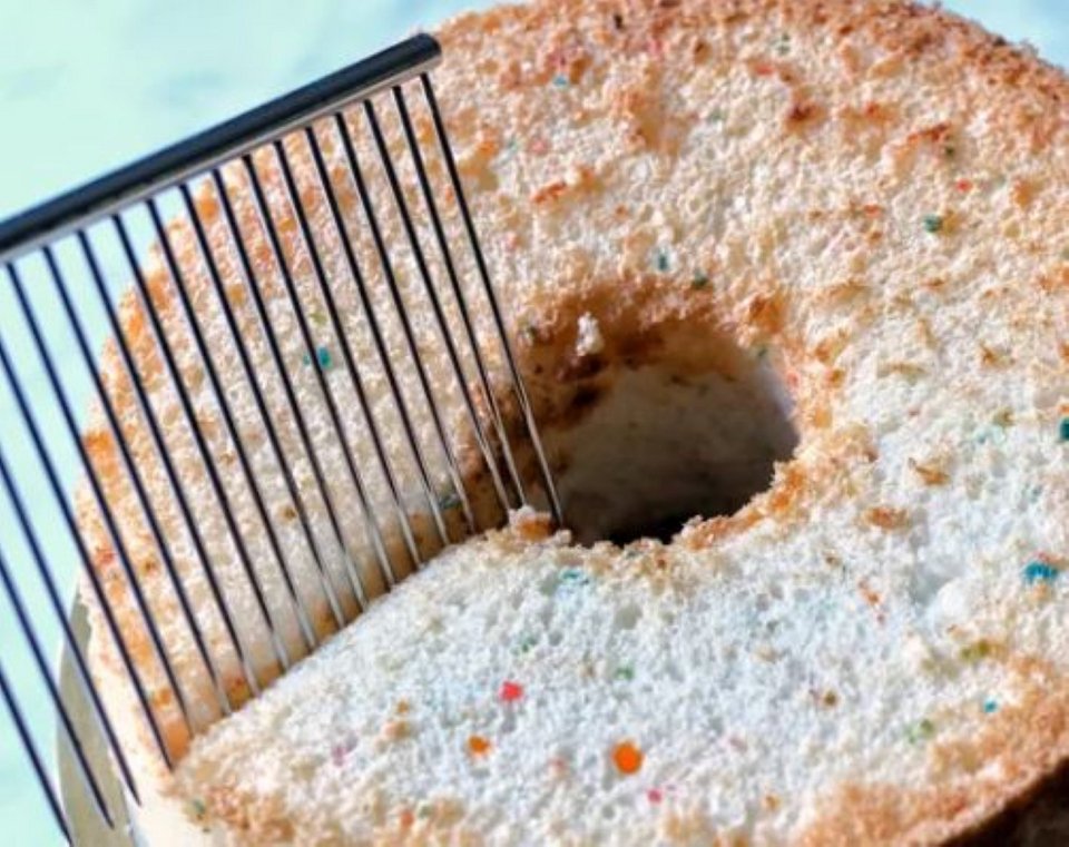  ﻿Εργαλείο για κοπή κέικ 