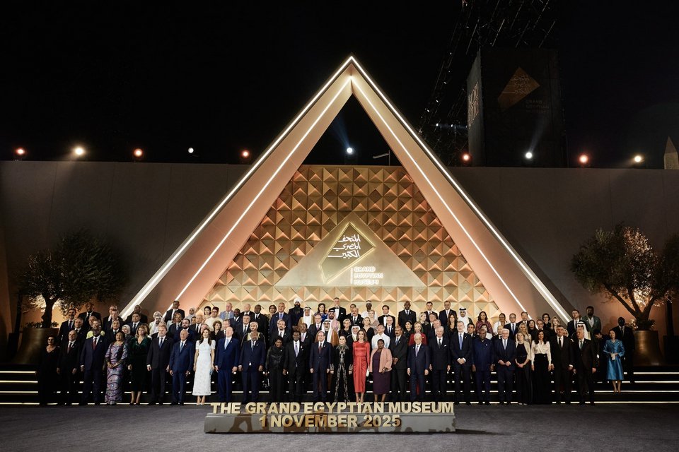 Η αναμνηστική φωτογραφία