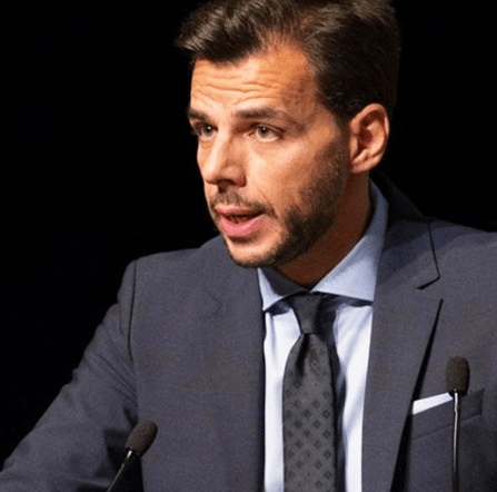 Βασίλης Αποστολόπουλος