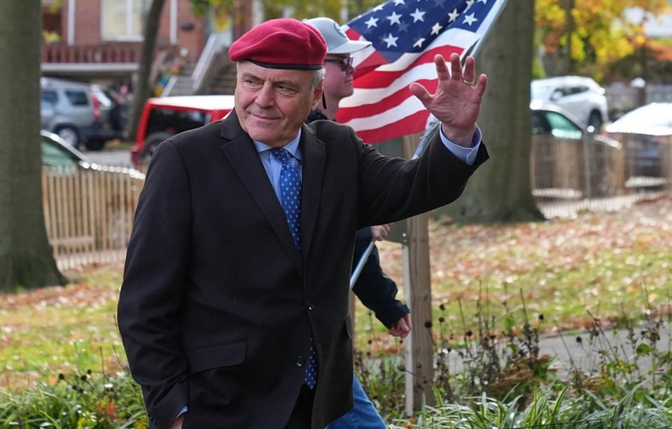 Ο Κέρτις Σλίβα 