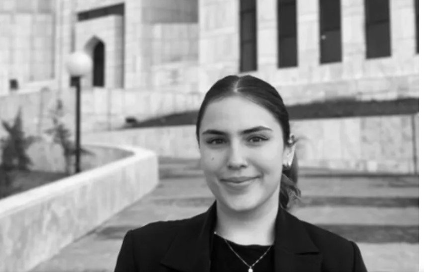 Η υπόθεση αφορά αυτό που η ίδια ονομάζει «φόρο περιόδου» - ένα σύστημα που επιβαρύνει τα προϊόντα γυναικείας υγιεινής με φόρους και δασμούς που αυξάνουν έως και κατά 40% την τελική τιμή / INSTAGRAM 