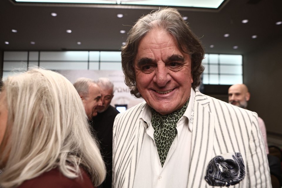 Πλήθος κόσμου στην παρουσίαση της Ρώμης