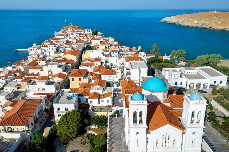 Στην Άνδρο / Καταρράκτες και περιπατητικές διαδρομές στην Άνδρο