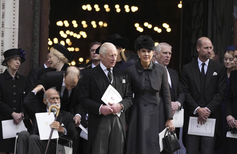 O βασιλιάς Κάρολος με τη Σόφι Γουίνκλμαν 