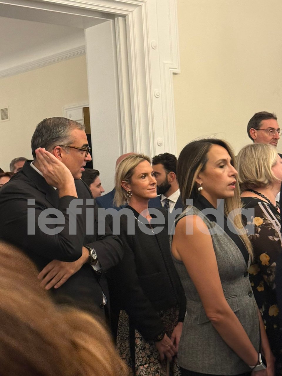 Οι καλεσμένοι της Κίμπερλι Γκίλφοϊλ