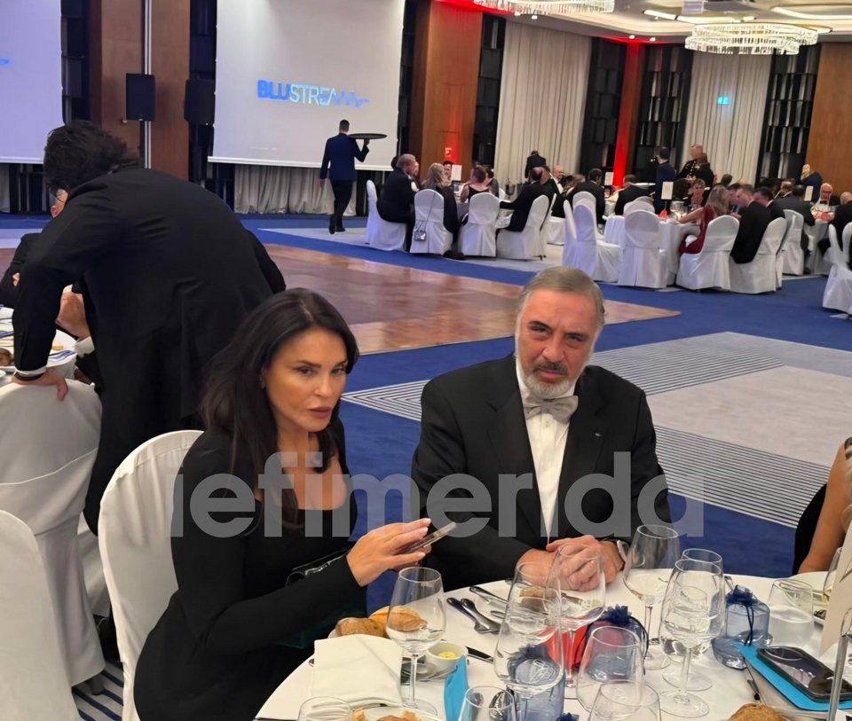 Ο Νίκος Τσάκος με την Σήλια Κριθαριώτη