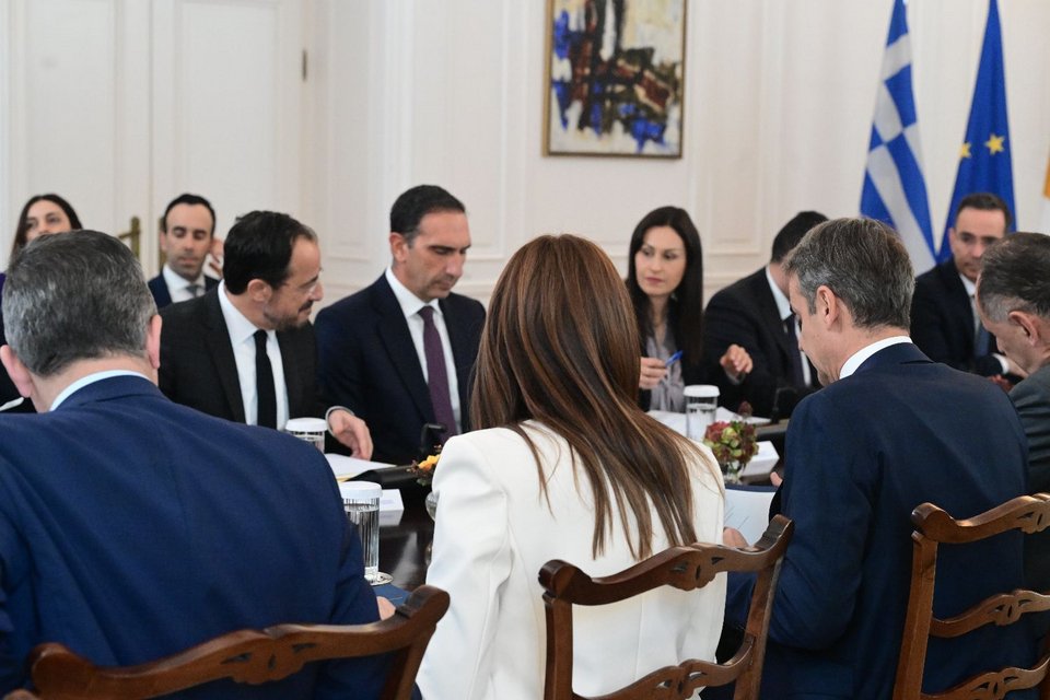Κατά τη διάρκεια της συνεδρίασης της 3ης Διακυβερνητικής Συνόδου Ελλάδας - Κύπρου
