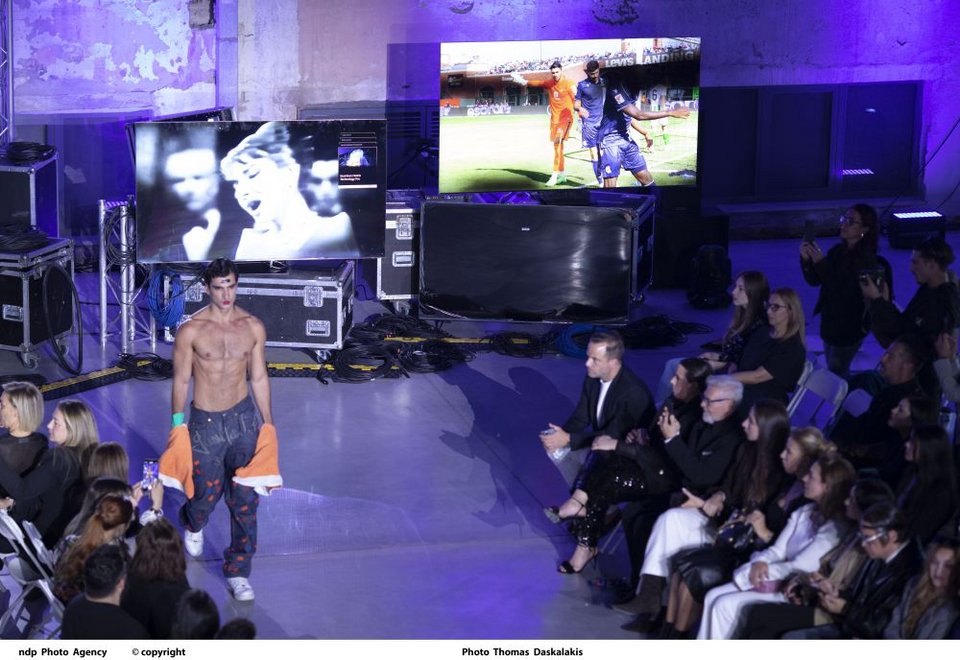 Ο Λάκης Γαβαλάς στην 37η Athens Fashion Week 