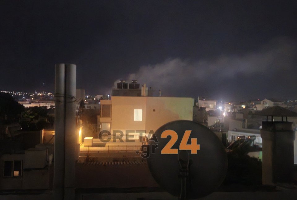 Πυκνοί καπνοί από τη φωτιά στο σπίτι στον Μασταμπά Ηρακλείου
