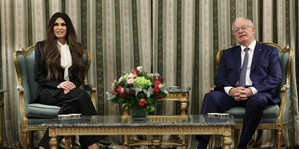 Η Κίμπερλι Γκίλφοϊλ με τον ΠτΔ Κώστα Τασούλα -Φωτογραφία: Intimenews/ΛΙΑΚΟΣ ΓΙΑΝΝΗΣ