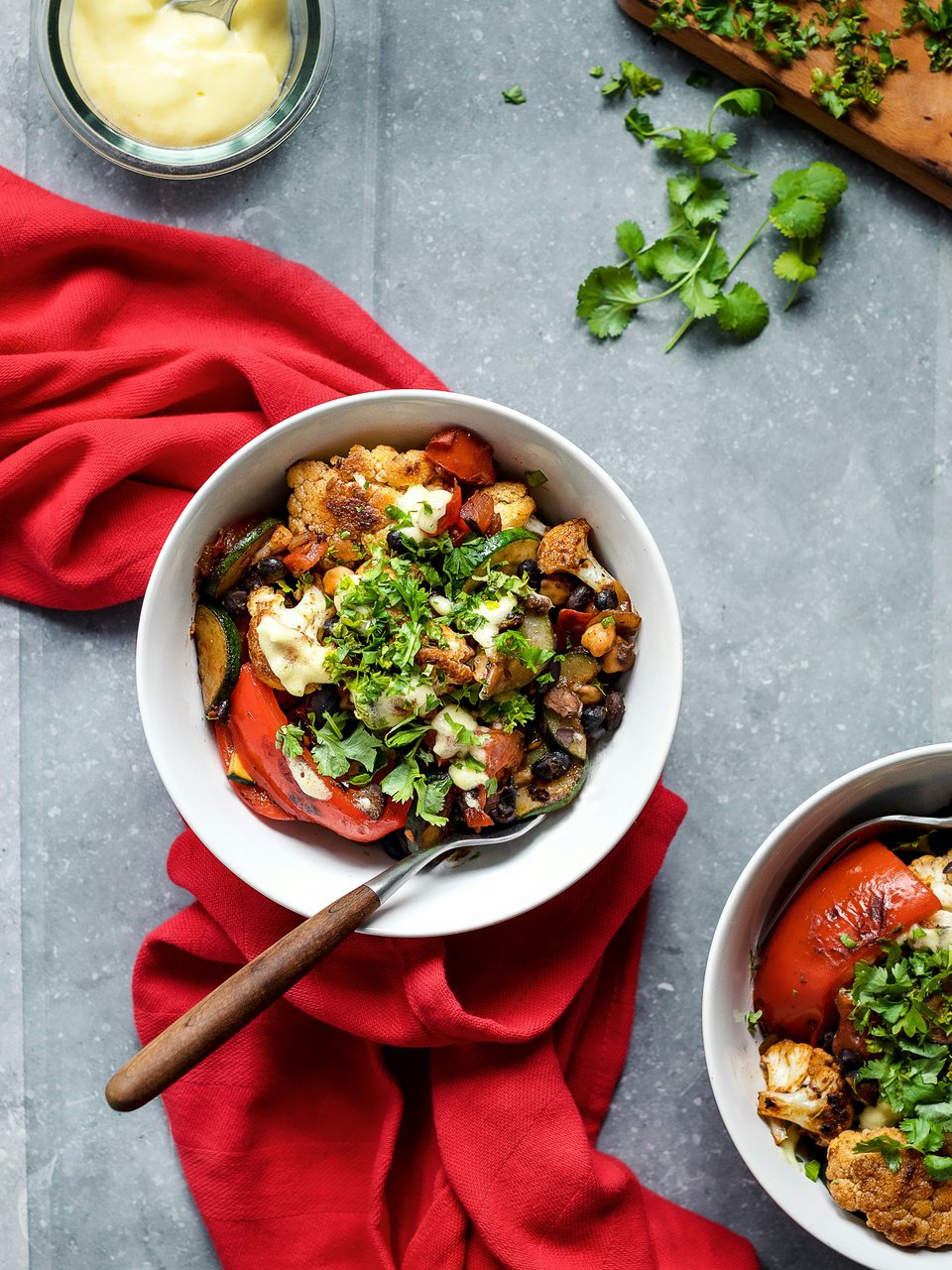 Λαχανικά φούρνου με κρέμα φέτας / Φωτογραφία: Unsplash