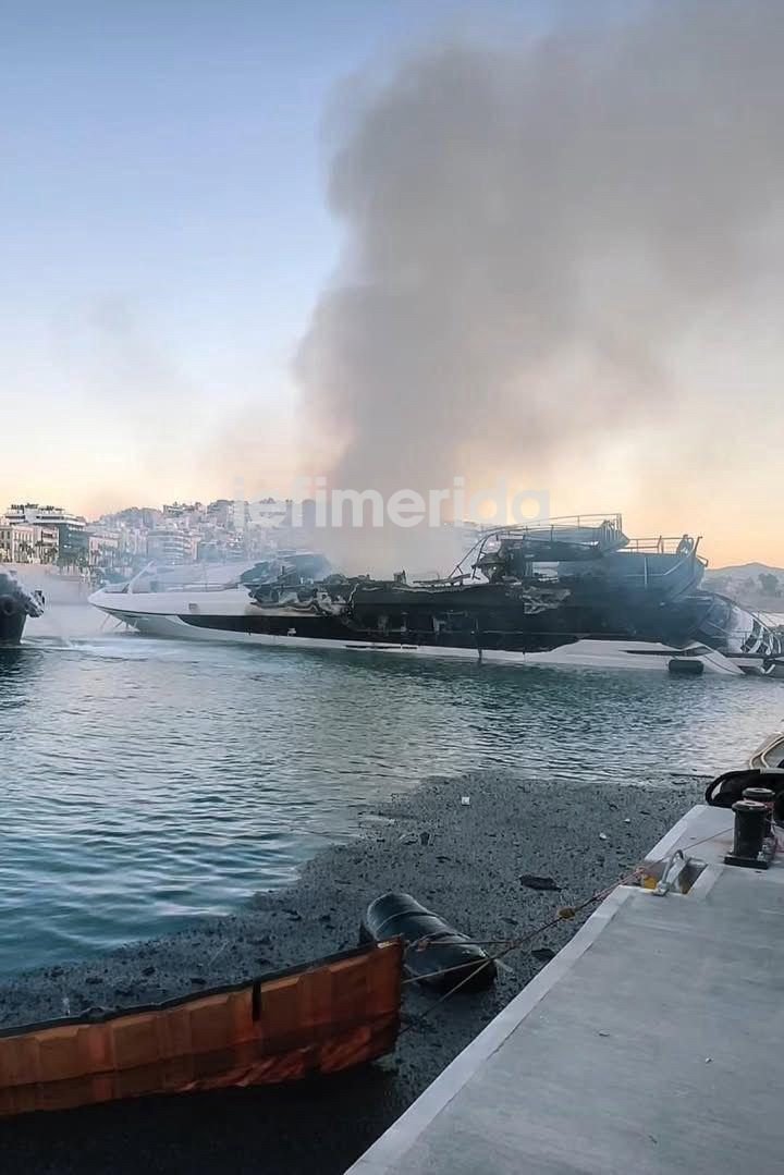 φωτιά μαρίνα ζέας