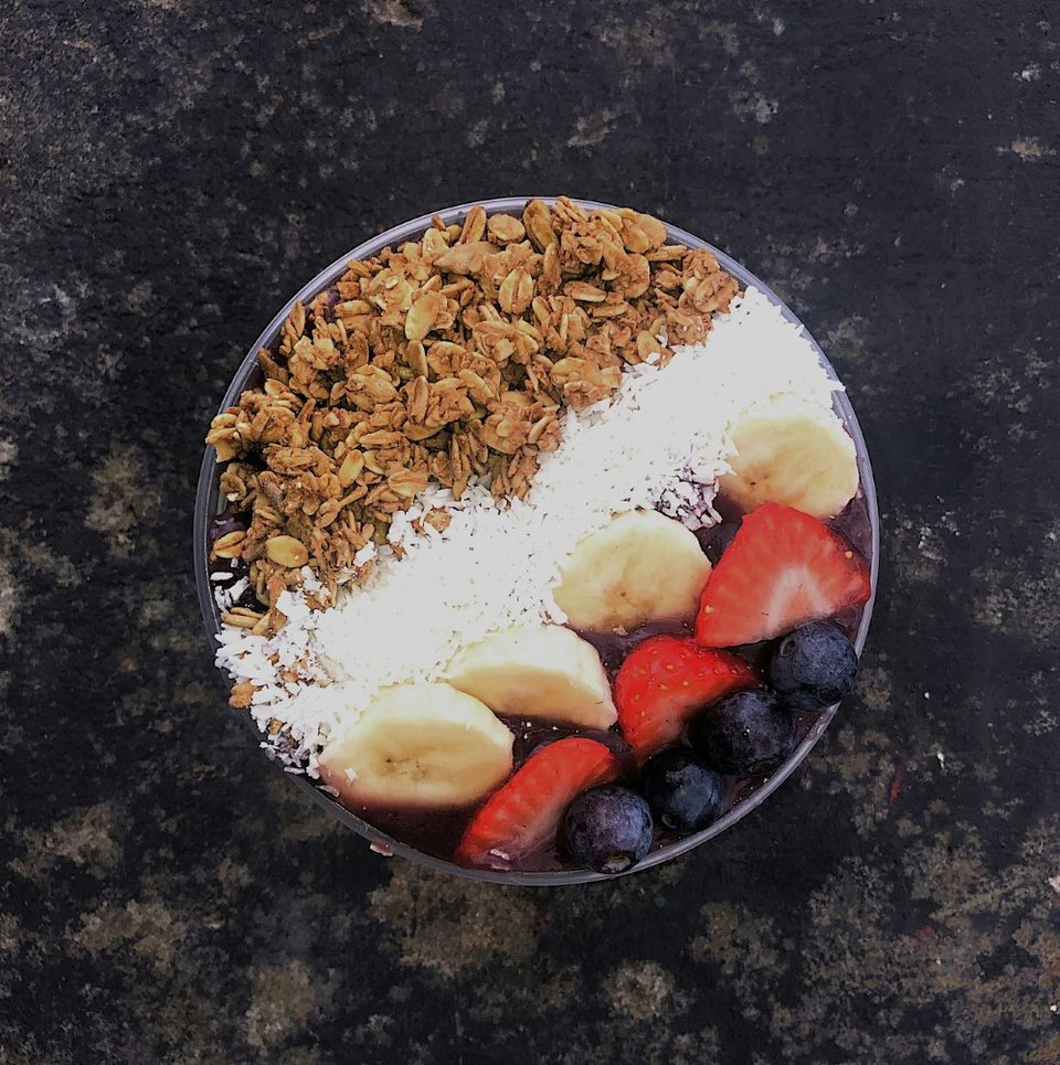 Acai bowl 