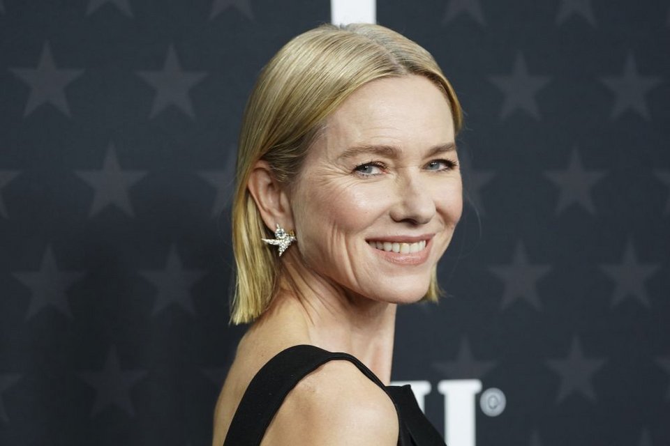 «Έχω πάρα πολλά να κάνω. Και πάρα πολλά για να απολαύσω. Πλέον ξέρω ότι δεν χρειάζεται να προσπαθούμε να ευχαριστήσουμε τους πάντες» αναφέρει η Ναόμι Γουότς