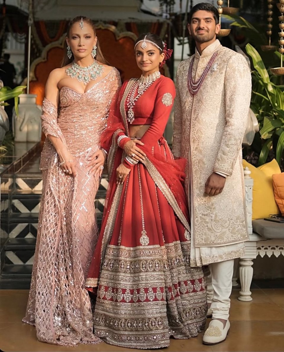 Η JLo με το ζευγάρι