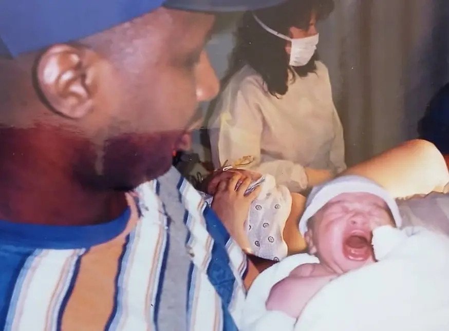 Ο Μουντάγκα Ταλ με την Κουίν Κατζίντα όταν γεννήθηκε 