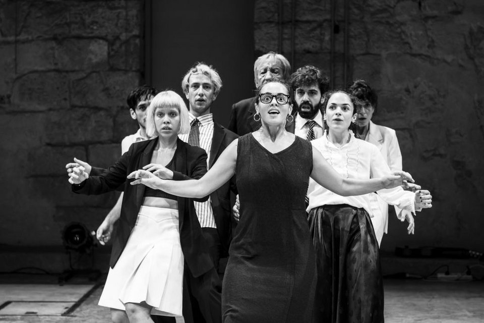 Σύλληψη - δημιουργία: Αλεξάνδρα Καζάζου