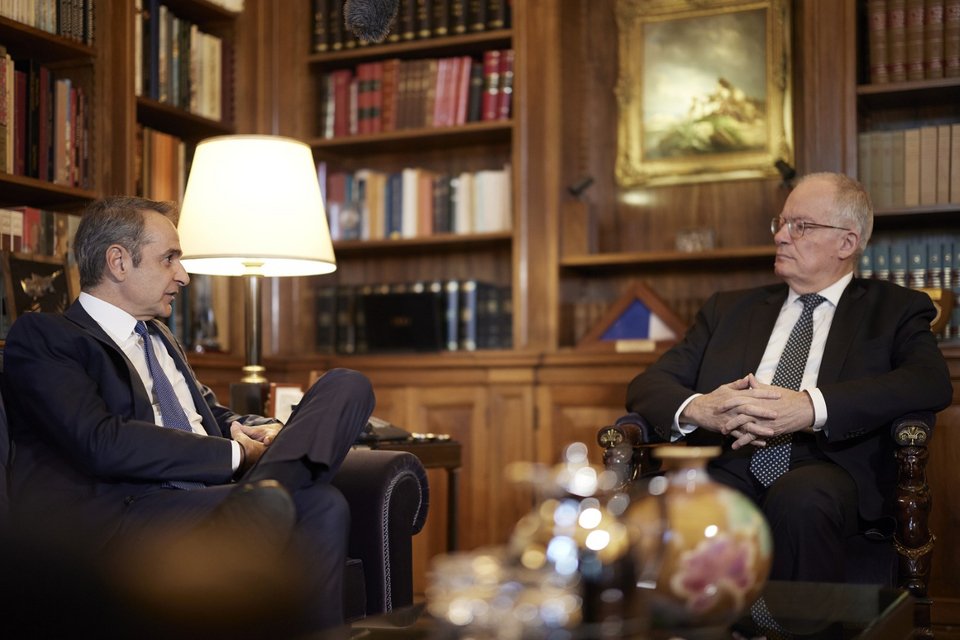 Ο πρόεδρος της Δημοκρατίας Κ. Τασούλας με τον Πρωθυπουργό Κυριάκο Μητσοτάκη -Φωτογραφία: Γρ. Τύπου Πρωθυπουργού/Δημήτρης Παπαμήτσος