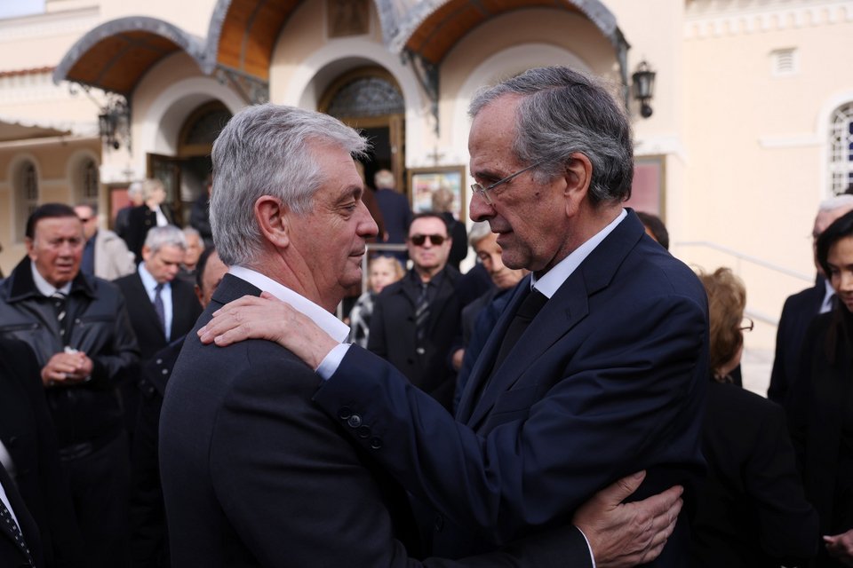 Ο Αντώνης Σαμαράς στην κηδεία του Δημήτρη Σταμάτη- Φωτογραφία: Intimenews/ΑΒΡΑΜΙΔΗΣ ΑΛΕΞΑΝΔΡΟΣ