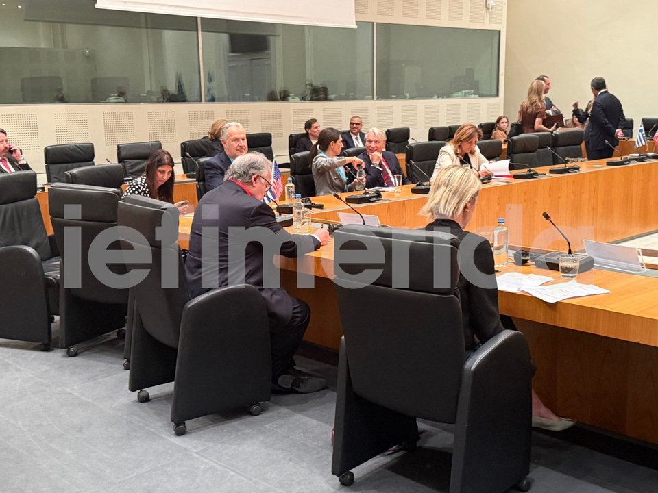 Ο Πέτρος Παππάς και η Μαρία Αγγελικούση