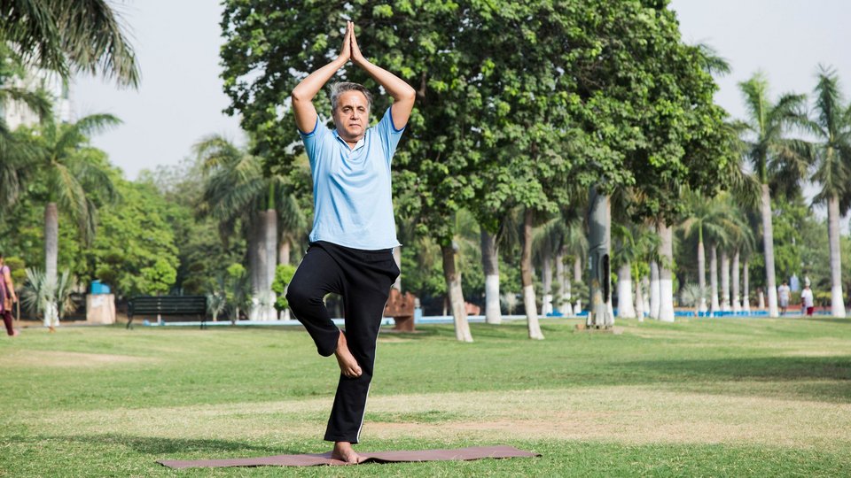 Γιατί όμως είναι τόσο σημαντική η ισορροπία; Ο δρ Κέντον Κάουφμαν, επικεφαλής της έρευνας, εξηγεί ότι η ισορροπία δεν εξαρτάται μόνο από τους μυς των ποδιών / SHUTTERSTOCK