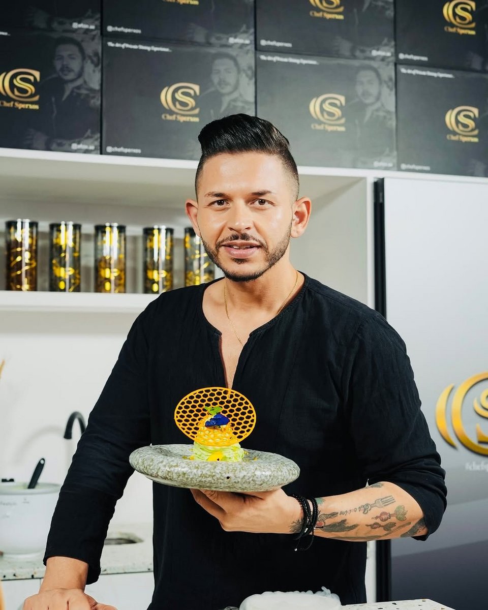 έλληνας σεφ Ντουμπάι μαγειρεύει για τον Σεϊχη 