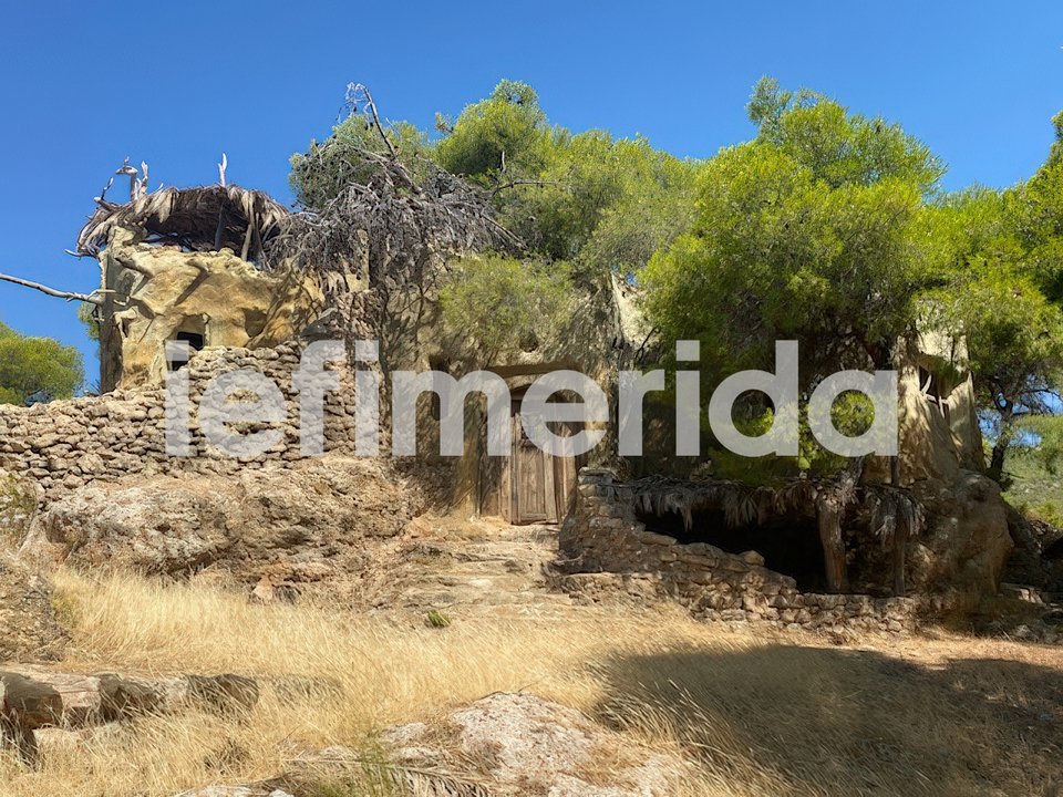 Τα σκηνικά έχουν ενσωματωθεί με το περιβάλλον