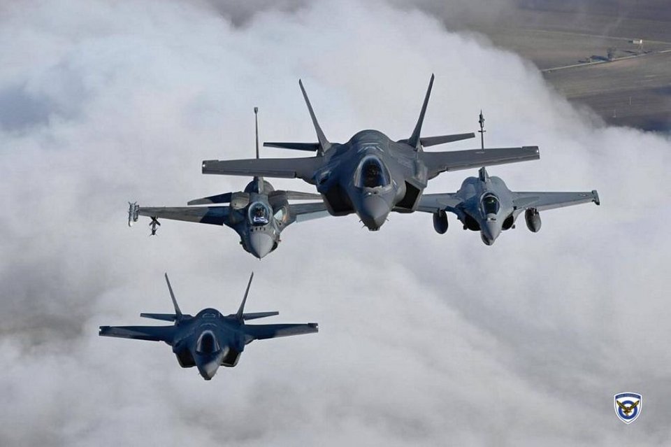 Συμμετοχή της 340 Μοίρας της Πολεμικής Αεροπορίας στην πολυεθνική άσκηση «Falcon Strike 2025»
