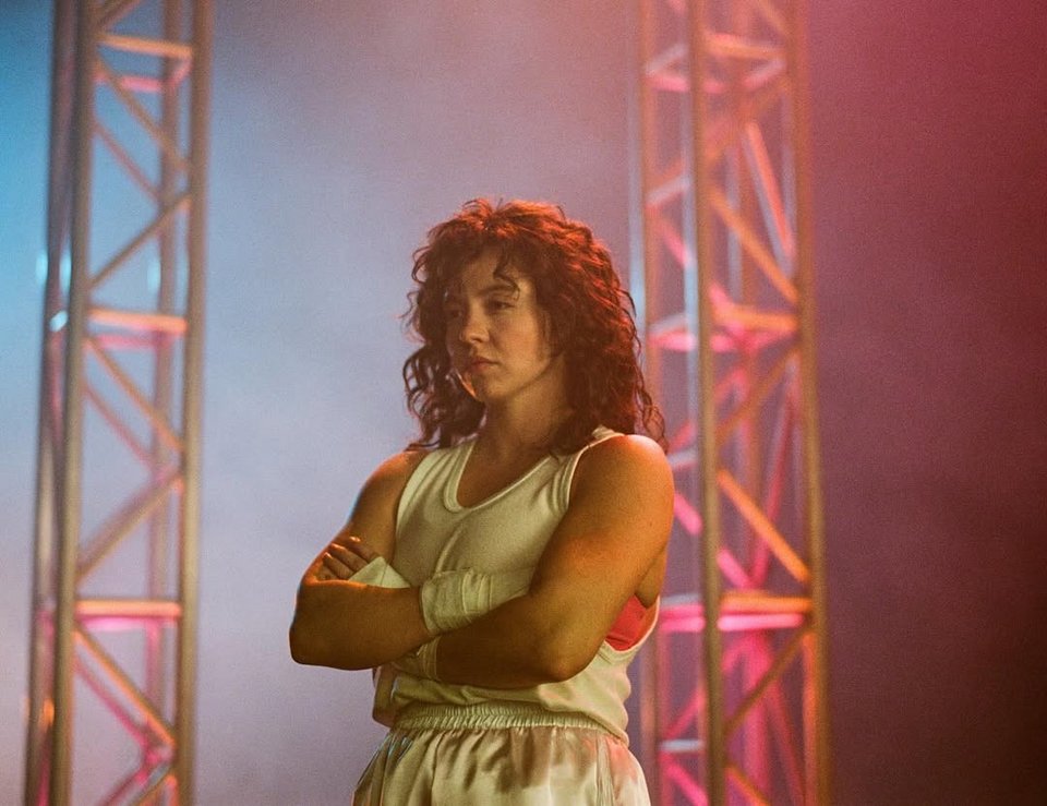 Η Σίντνεϊ Σουίνι ως Κρίστι 