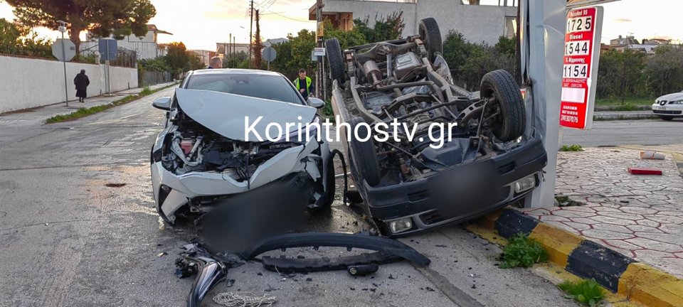 Τροχαίο ατύχημα με ανατροπή οχήματος κι εγκλωβισμό επιβατών στο Ζευγολατιό /korinthostv