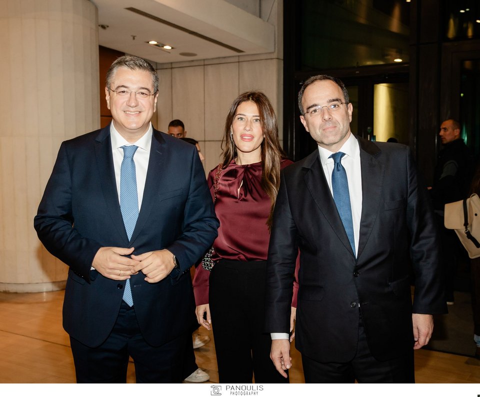 ΑΠΟΣΤΟΛΟΣ ΤΖΙΤΖΙΚΩΣΤΑΣ, ΘΟΔΩΡΗΣ ΚΥΡΙΑΚΟΥ, ΔΗΜΗΤΡΑ ΜΠΙΘΑΡΑ