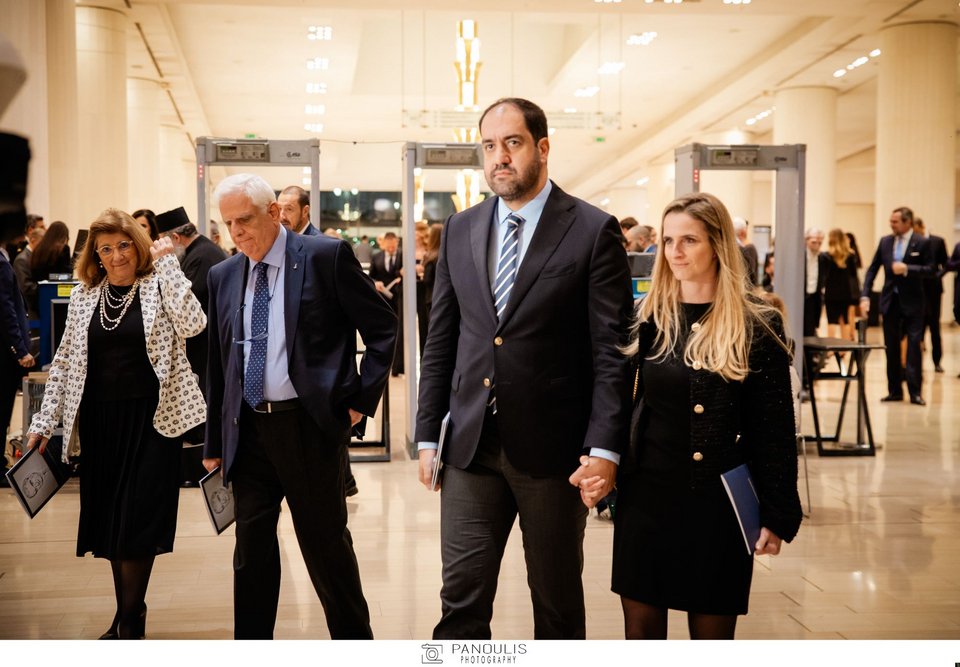 ΓΙΑΝΝΗΣ ΚΕΦΑΛΟΓΙΑΝΝΗΣ ΕΙΡΗΝΗ ΣΑΡΑΝΤΗ-ΚΕΦΑΛΟΓΙΑΝΝΗ