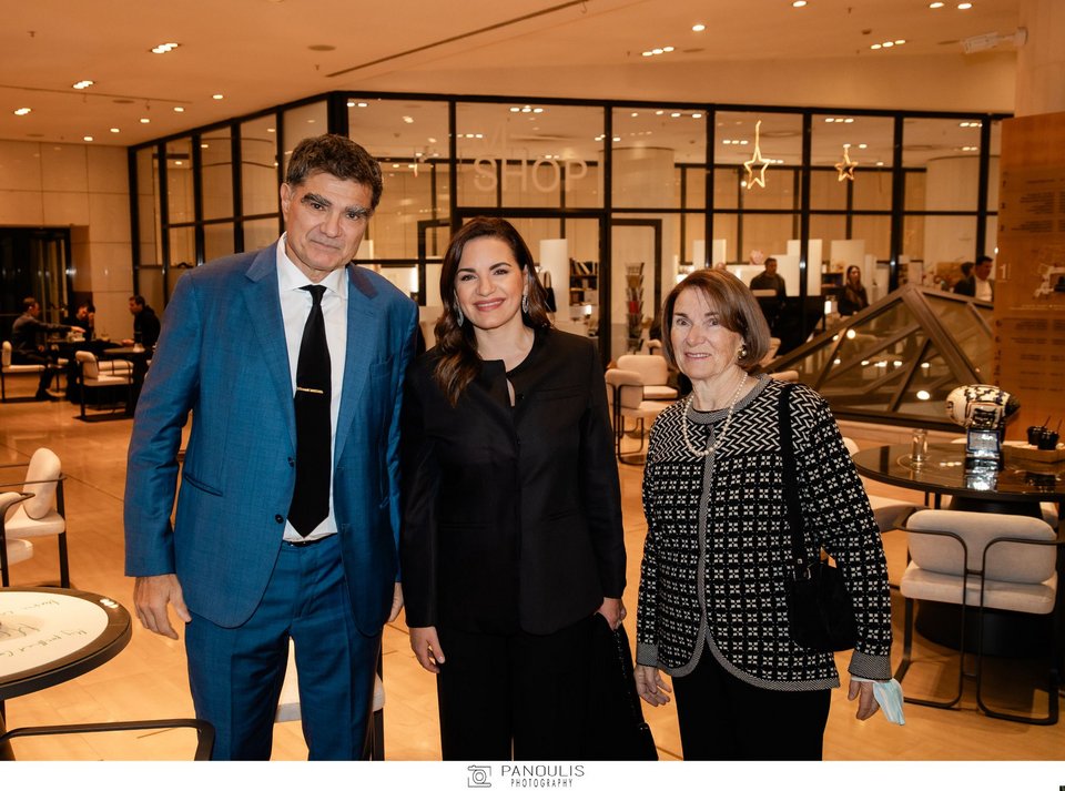 ΓΙΑΝΝΗΣ ΒΑΡΔΙΝΟΓΙΑΝΝΗΣ, ΟΛΓΑ ΚΕΦΑΛΟΓΙΑΝΝΗ, ΕΛΕΝΗ ΚΕΦΑΛΟΓΙΑΝΝΗ